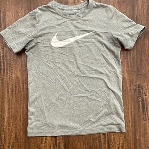 Nike active tee